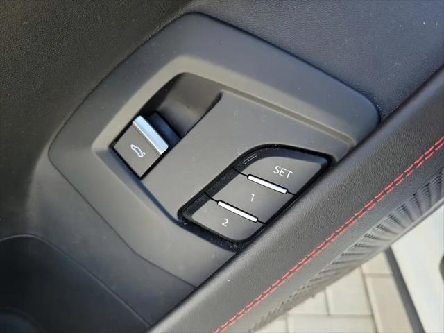 2022 Lamborghini Urus Graphite Capsule