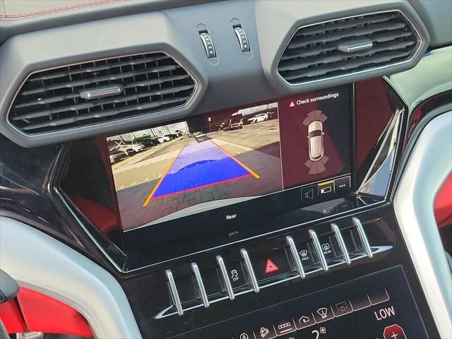 2022 Lamborghini Urus Graphite Capsule