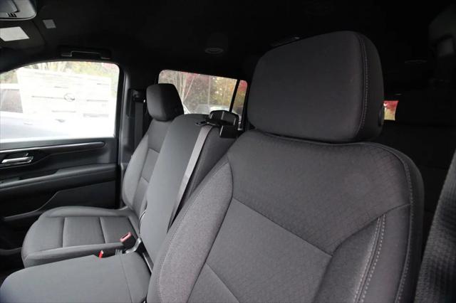 2026 Chevrolet Suburban LS, 4WD
