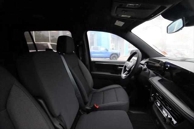 2026 Chevrolet Suburban LS, 4WD