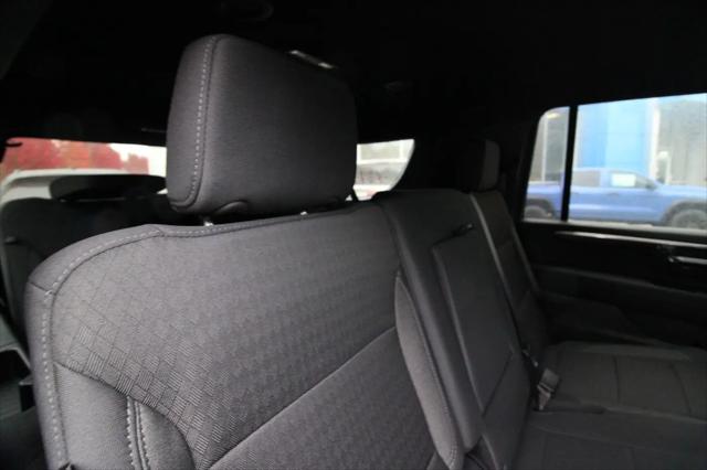 2026 Chevrolet Suburban LS, 4WD