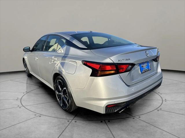 2023 Nissan Altima SR FWD