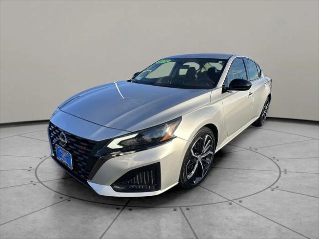 2023 Nissan Altima SR FWD