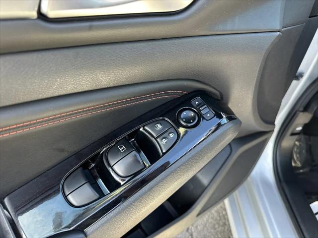 2023 Nissan Altima SR FWD