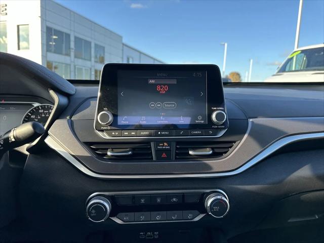 2023 Nissan Altima SR FWD