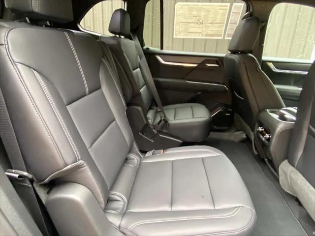 2026 GMC Acadia Elevation FWD