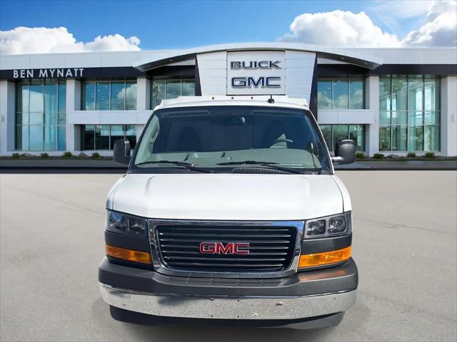 2025 GMC Savana Cutaway Work Van