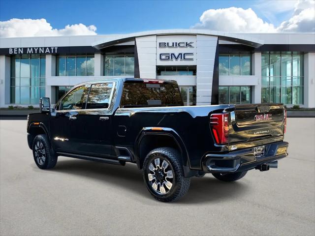 2026 GMC Sierra 2500HD Crew Cab, Standard Bed, Denali, 4WD