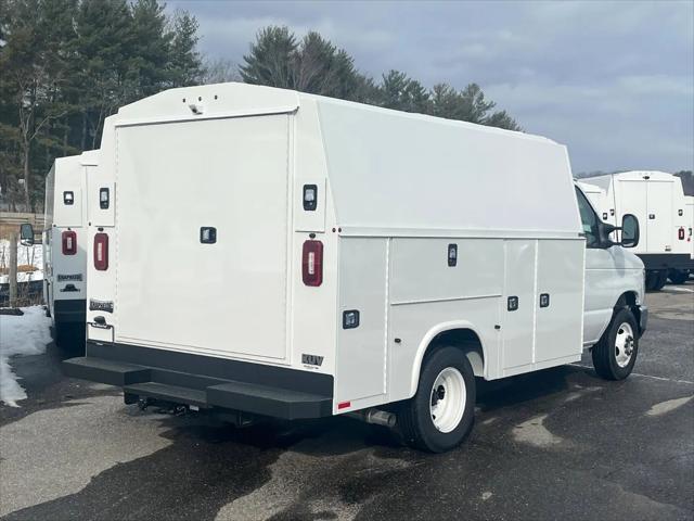 2026 Ford E-350 Cutaway E-Series Cutaway