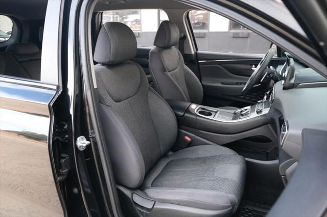 2021 Hyundai Santa Fe SE