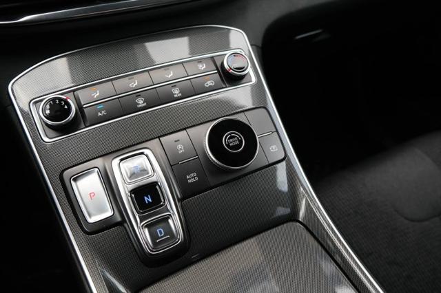 2021 Hyundai Santa Fe SE