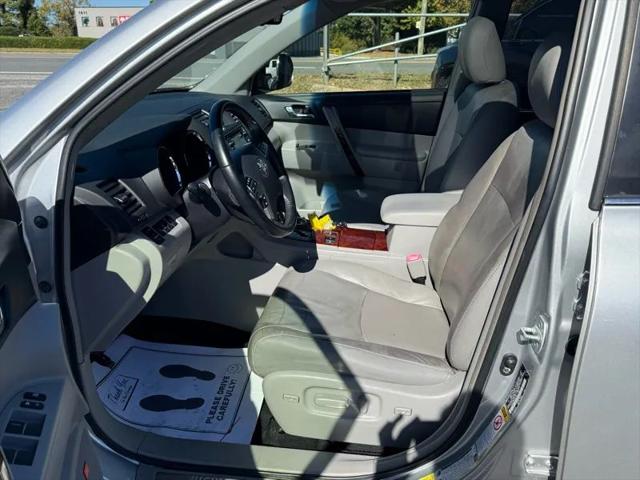 2013 Toyota Highlander Hybrid Limited V6
