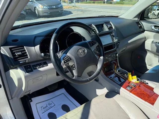 2013 Toyota Highlander Hybrid Limited V6