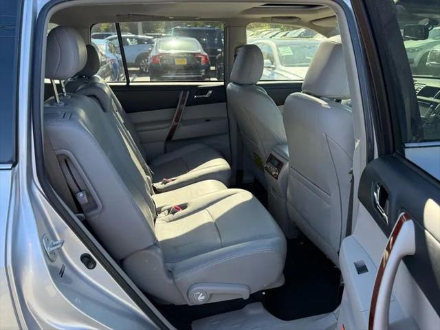 2013 Toyota Highlander Hybrid Limited V6