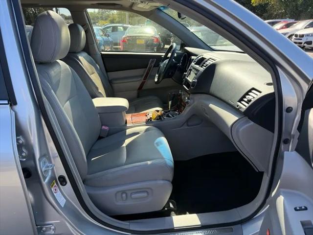 2013 Toyota Highlander Hybrid Limited V6