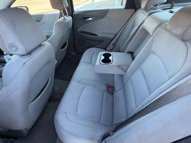 2017 Chevrolet Malibu 1LT