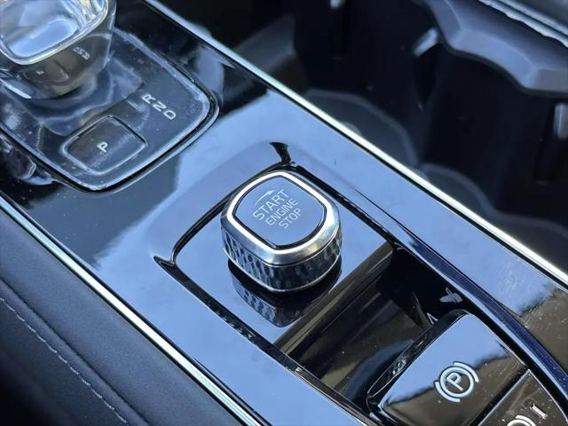 2026 Volvo XC90 Plus, B6 AWD Gas (mild hybrid), Gasoline, Bright, 7 Seats