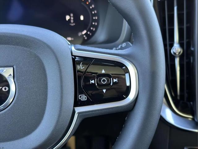 2026 Volvo XC90 Plus, B6 AWD Gas (mild hybrid), Gasoline, Bright, 7 Seats