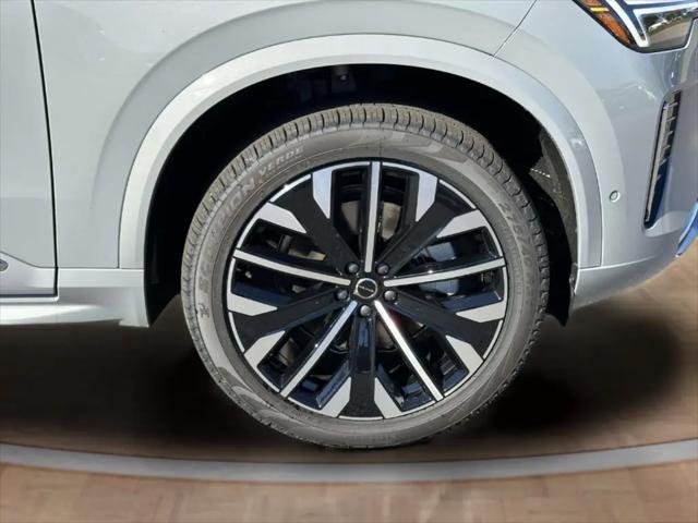 2026 Volvo XC90 Plus, B6 AWD Gas (mild hybrid), Gasoline, Bright, 7 Seats