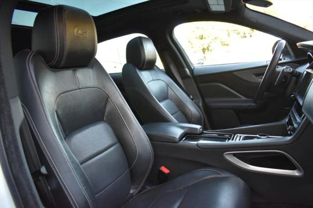 2018 Jaguar F-PACE S