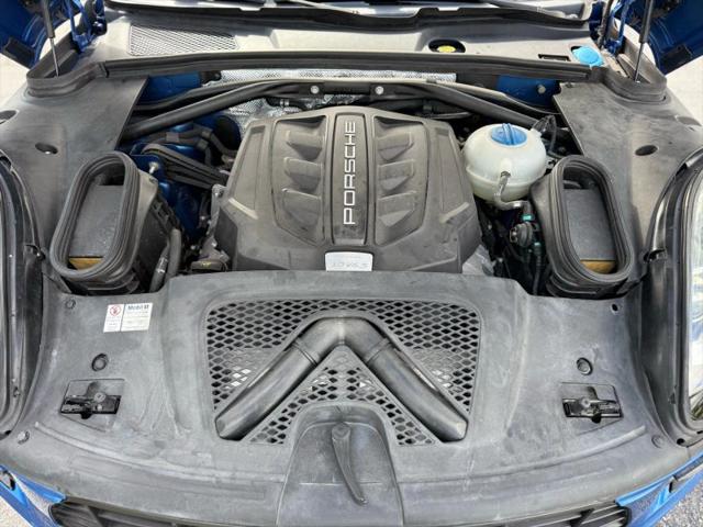 2015 Porsche Macan S