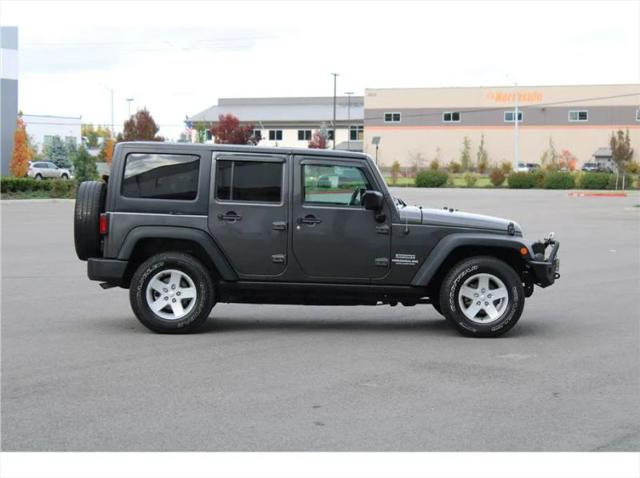 2017 Jeep Wrangler Unlimited Sport