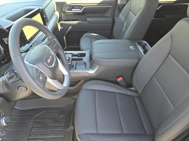 2026 GMC Sierra 1500 Crew Cab, Short Bed, SLT, 4WD