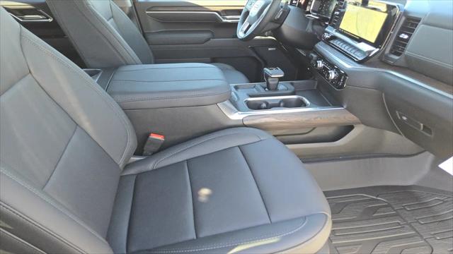 2026 GMC Sierra 1500 Crew Cab, Short Bed, SLT, 4WD