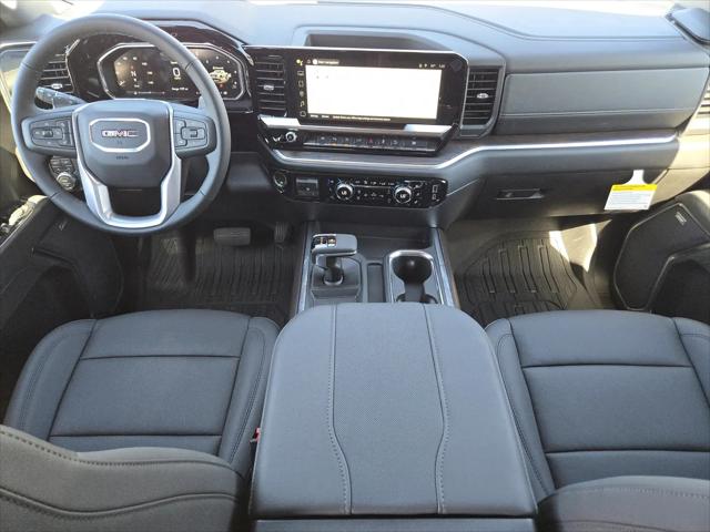 2026 GMC Sierra 1500 Crew Cab, Short Bed, SLT, 4WD