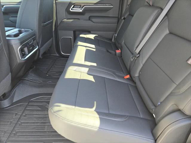 2026 GMC Sierra 1500 Crew Cab, Short Bed, SLT, 4WD