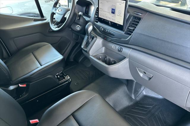 2026 Ford Transit Cargo Van Base