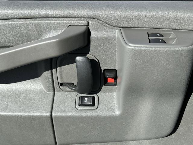 2025 GMC Savana Cutaway Work Van