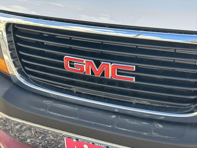 2025 GMC Savana Cutaway Work Van