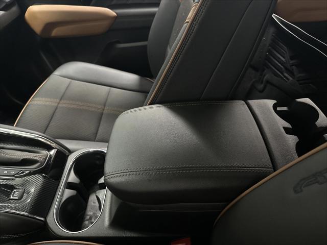 2023 GMC Canyon 4WD Crew Cab Short Box AT4