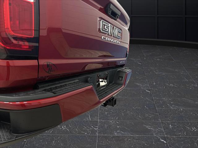 2023 GMC Canyon 4WD Crew Cab Short Box AT4