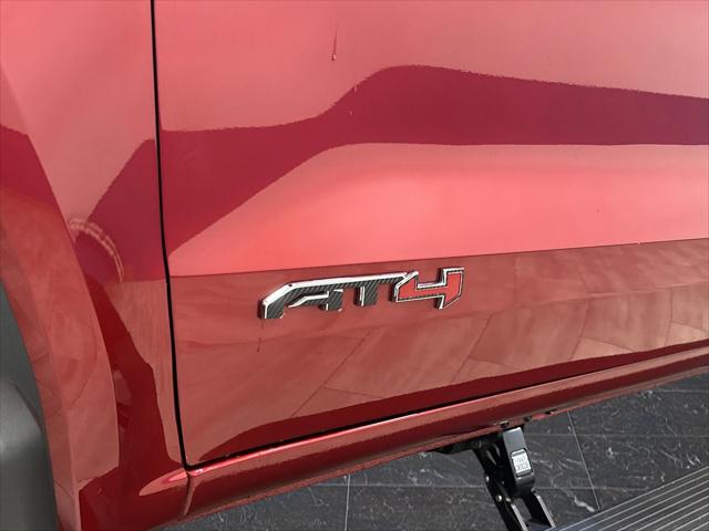 2023 GMC Canyon 4WD Crew Cab Short Box AT4