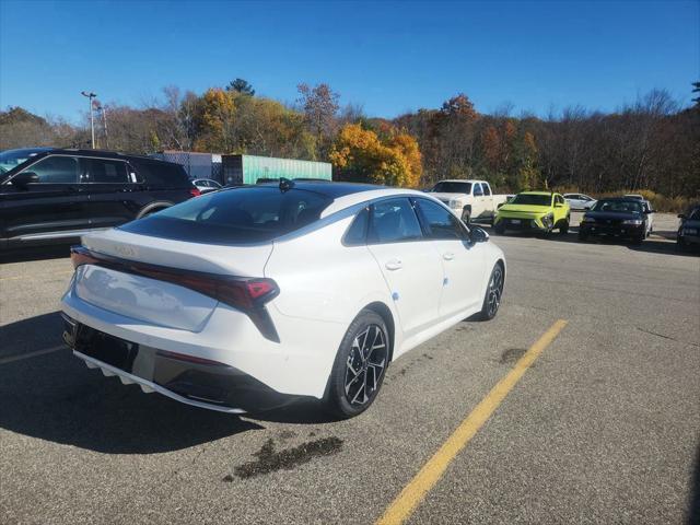 2026 Kia K5 EX