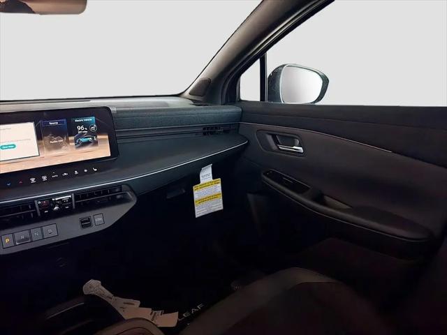 2026 Nissan LEAF PLATINUM+