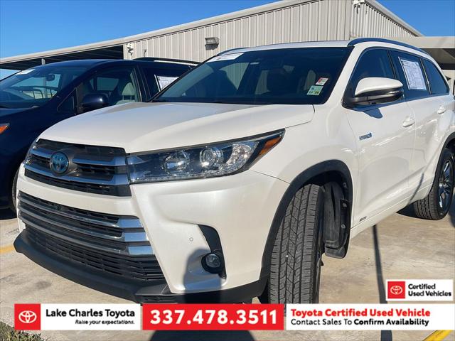 2019 Toyota Highlander Limited Platinum's photo