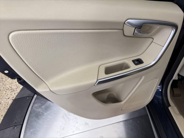 2012 Volvo XC60 3.2 Premier Plus