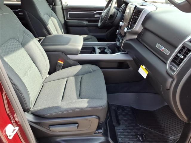 2026 Ram 1500 Lone Star Crew Cab 4x4 5'7" Box