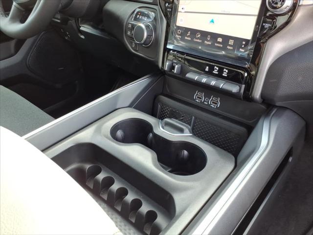 2026 Ram 1500 Lone Star Crew Cab 4x4 5'7" Box