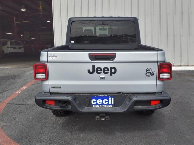 2023 Jeep Gladiator Willys 4x4 2023 Jeep Gladiator Willys 4x4