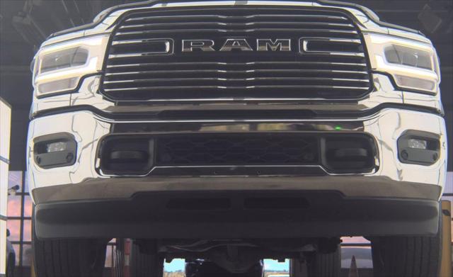 2022 RAM 2500 Laramie Crew Cab 4x4 8 Box