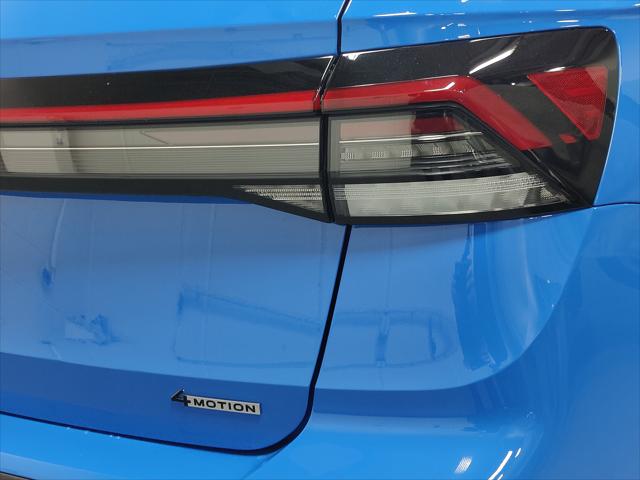 2025 Volkswagen Taos 1.5T SE Black