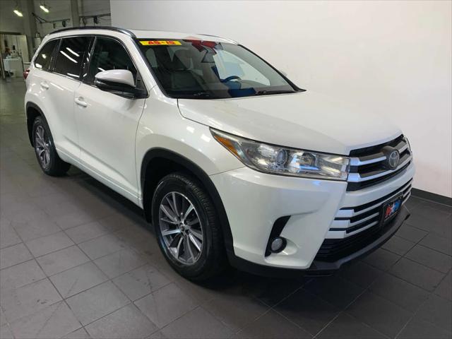 2017 Toyota Highlander XLE 2017 Toyota Highlander XLE