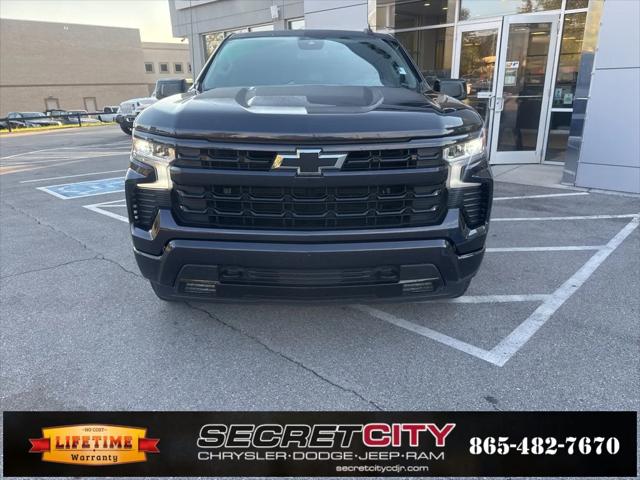 2022 Chevrolet Silverado 1500 4WD Crew Cab Short Bed RST