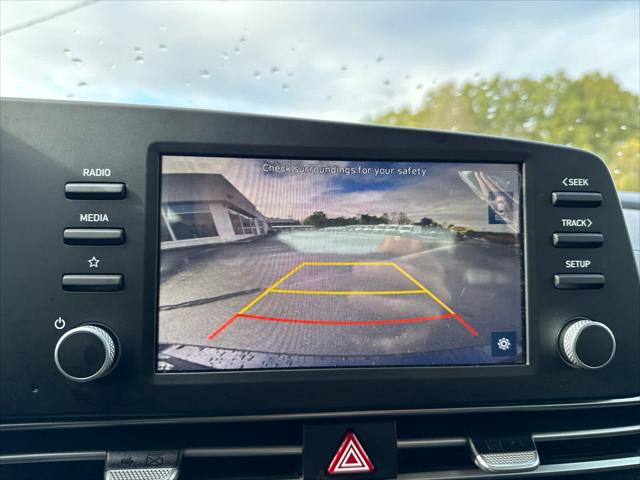 2023 Hyundai Elantra SEL 2023 Hyundai Elantra SEL