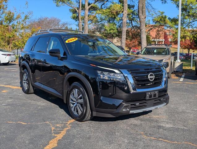 2024 Nissan Pathfinder SL 4WD 2024 Nissan Pathfinder SL 4WD