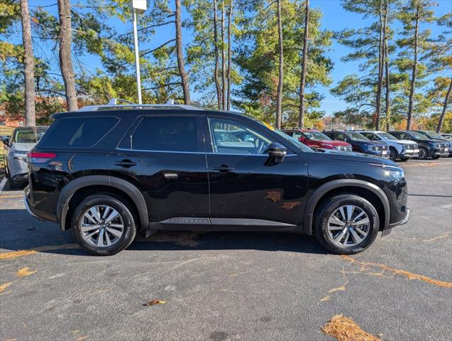 2024 Nissan Pathfinder SL 4WD 2024 Nissan Pathfinder SL 4WD